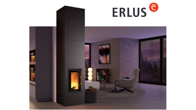 Moderner Kaminofen in stilvollem Wohnzimmer.